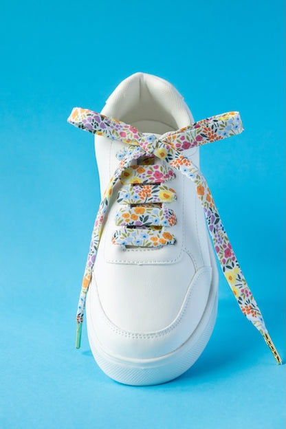 Lacets printanier faits main pour personnaliser baskets et sneakers.
